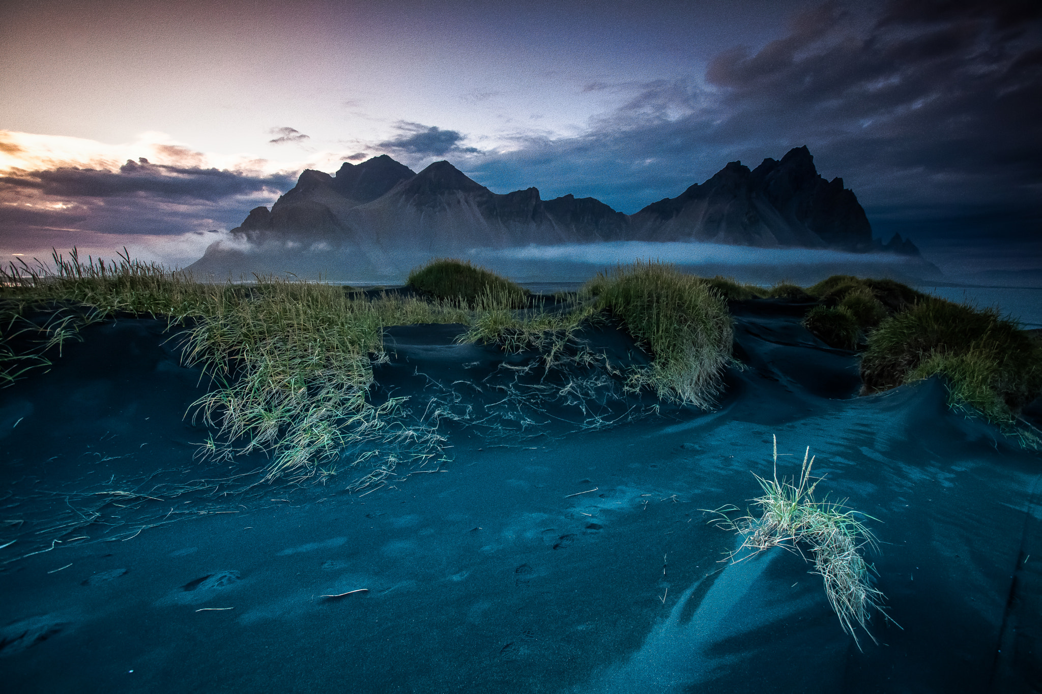 Canon EOS 5D Mark II + Canon EF 16-35mm F2.8L USM sample photo. Vestrahorn photography