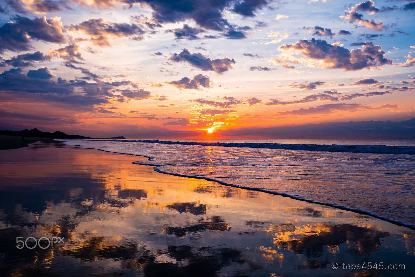 Panasonic Lumix DMC-GX8 + LEICA DG SUMMILUX 15/F1.7 sample photo. Sunrise at beach / san jose del cabo, mexico photography