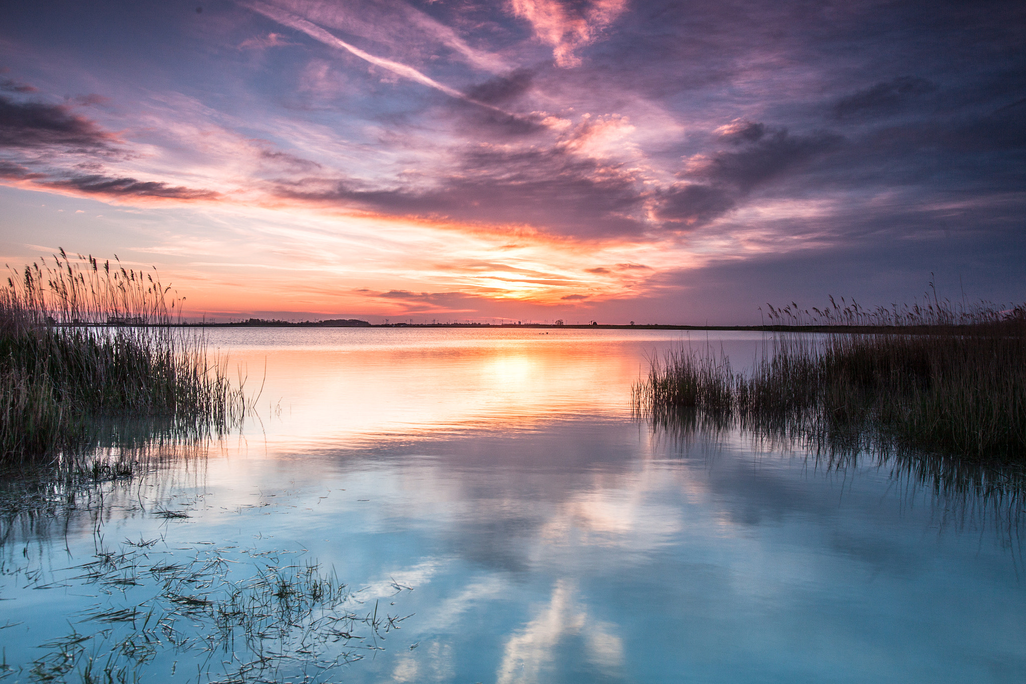 Canon EF 16-35mm F2.8L USM sample photo. Warmsee photography