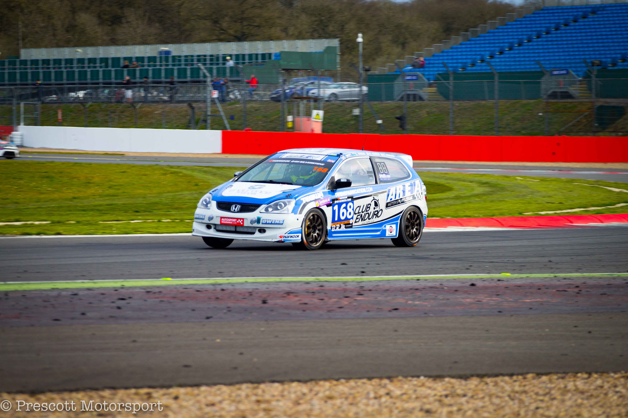 Canon EOS 1200D (EOS Rebel T5 / EOS Kiss X70 / EOS Hi) + Canon EF 70-200mm F4L USM sample photo. 24h series from silverstone 2016 photography