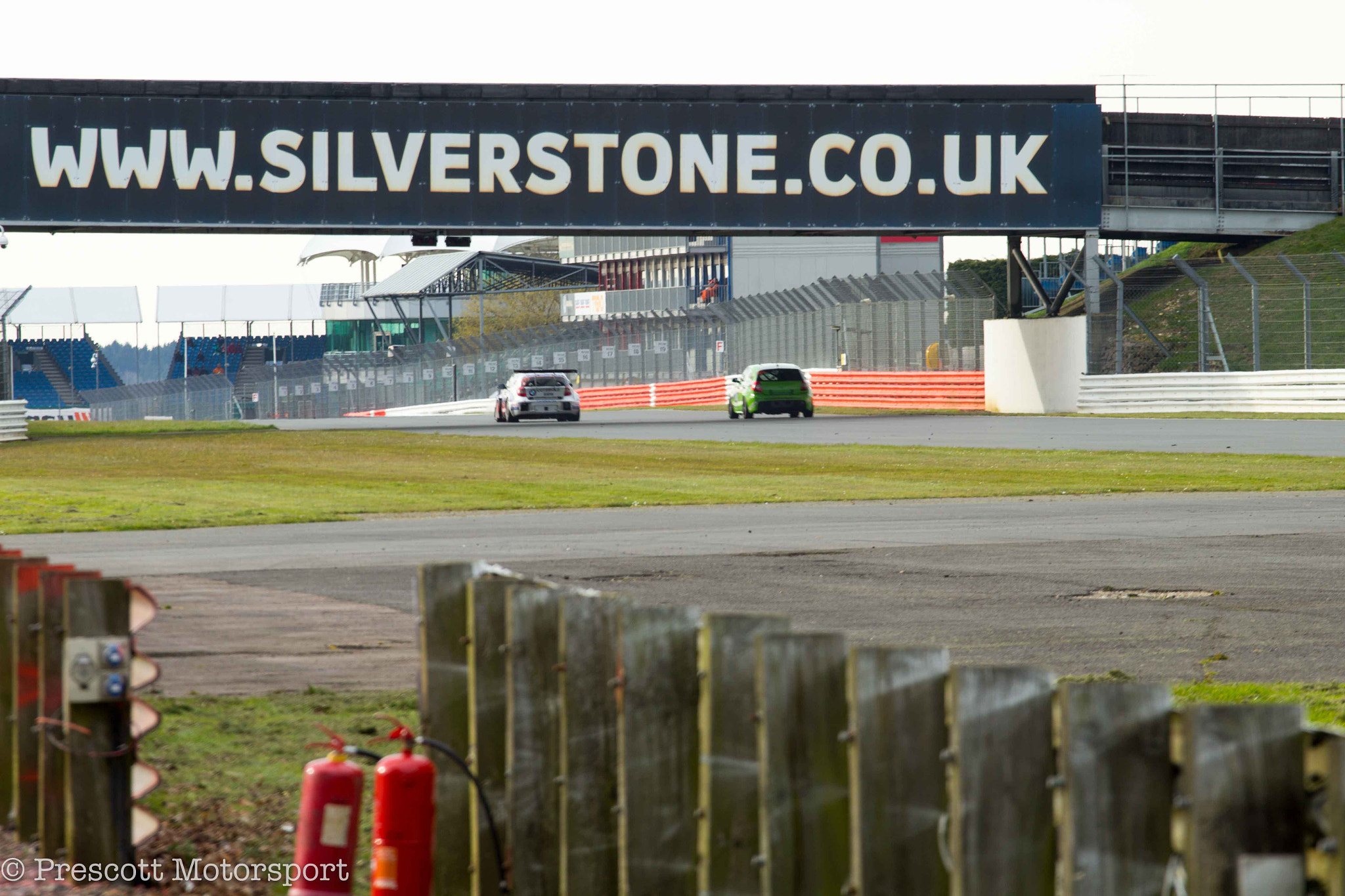 Canon EOS 1200D (EOS Rebel T5 / EOS Kiss X70 / EOS Hi) + Canon EF 70-200mm F4L USM sample photo. 24h series from silverstone 2016 photography