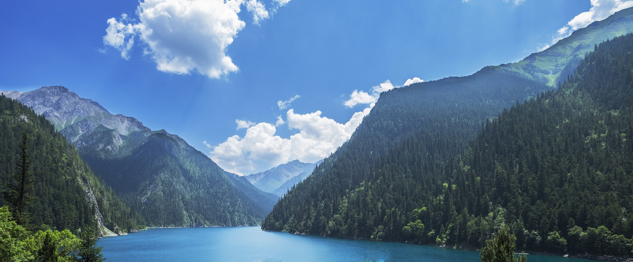 ZEISS Touit 12mm F2.8 sample photo. Jiuzhaigou valley photography