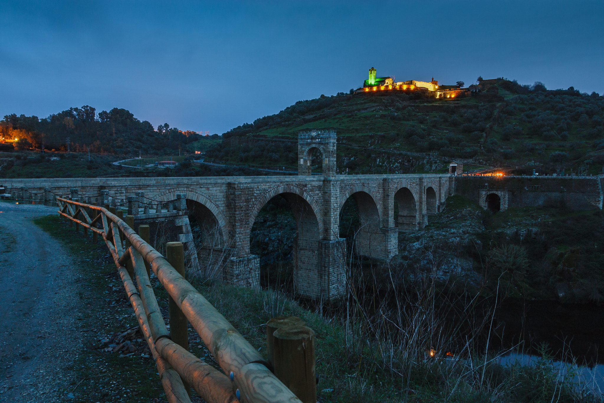 Canon EF-S 18-135mm F3.5-5.6 IS STM sample photo. Puente de alcántara photography