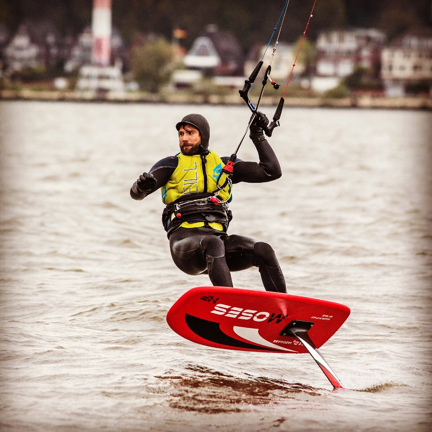 Canon EOS-1D X + Canon EF 300mm F4L IS USM sample photo. Frank rosin, kitefoiling session, elbe river 16.4. ... photography