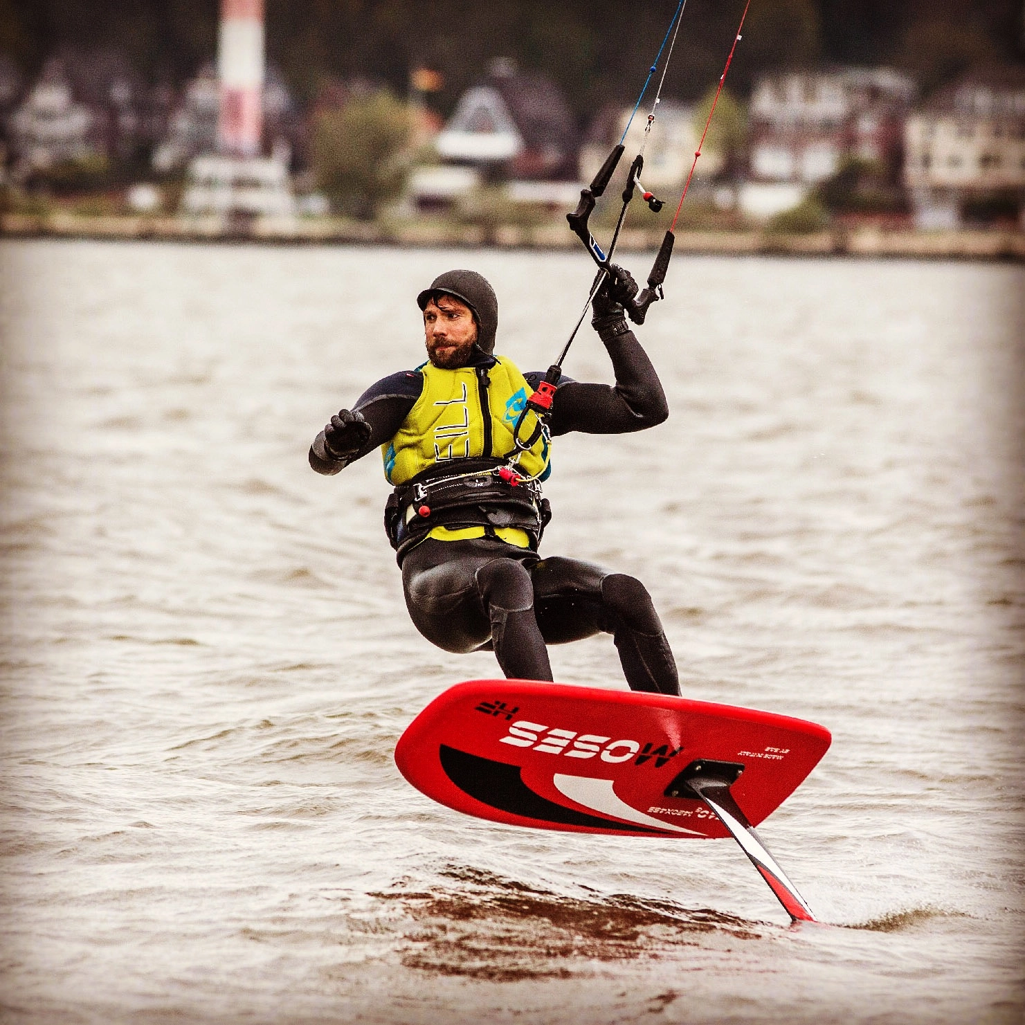 Canon EF 300mm F4L IS USM sample photo. Frank rosin, kitefoiling session, elbe river 16.4. ... photography