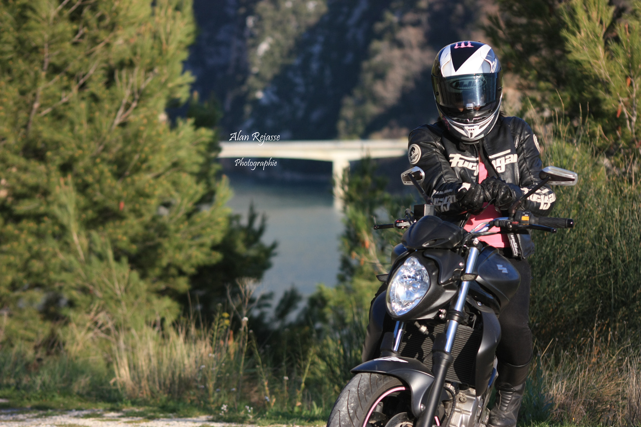 Sigma 70-300mm F4-5.6 APO DG Macro sample photo. Préparation du motard photography