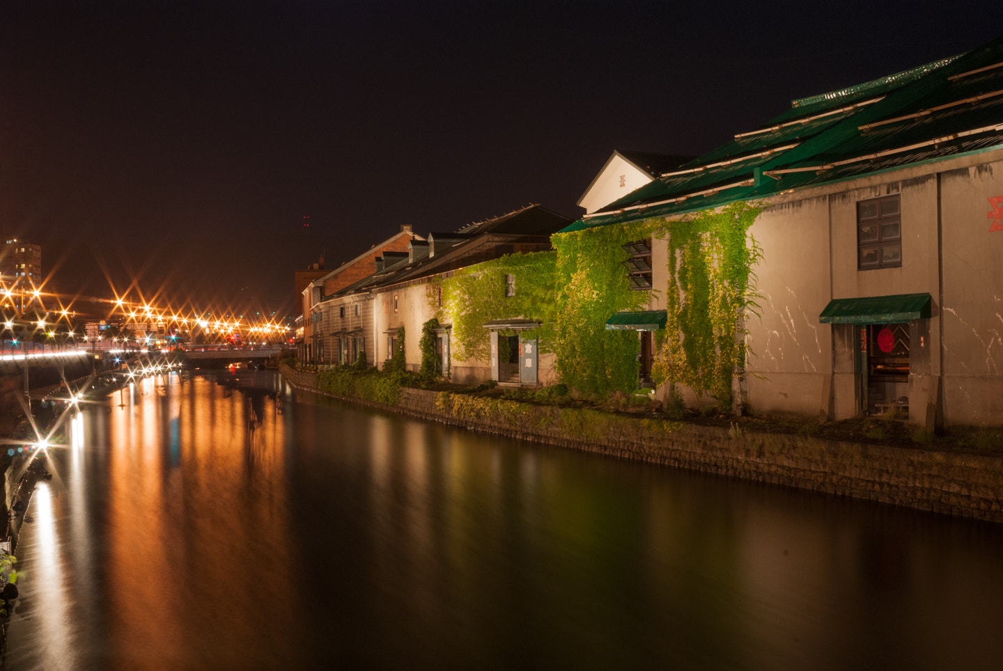 Pentax K200D + smc PENTAX-FA 28mm F2.8 AL sample photo. Canal photography