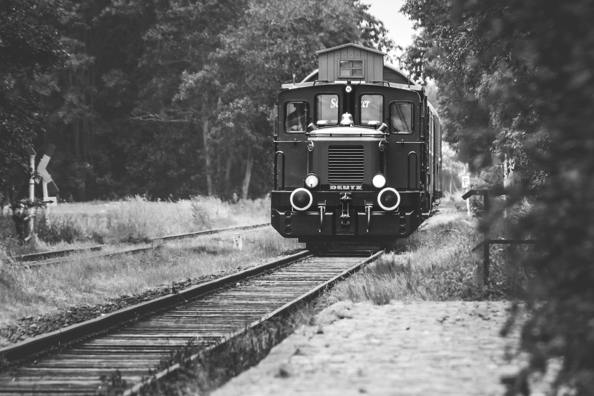Sigma 18-250mm F3.5-6.3 DC OS HSM sample photo. Train to the "north" photography