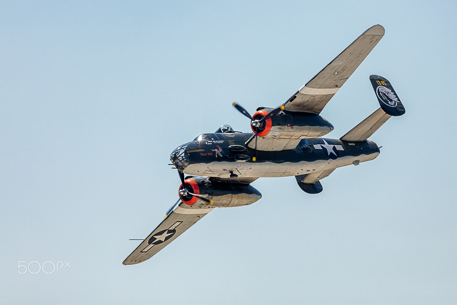 Canon EOS 5DS + Sigma 150-600mm F5-6.3 DG OS HSM | C sample photo. Dixie wing b25 in flight photography