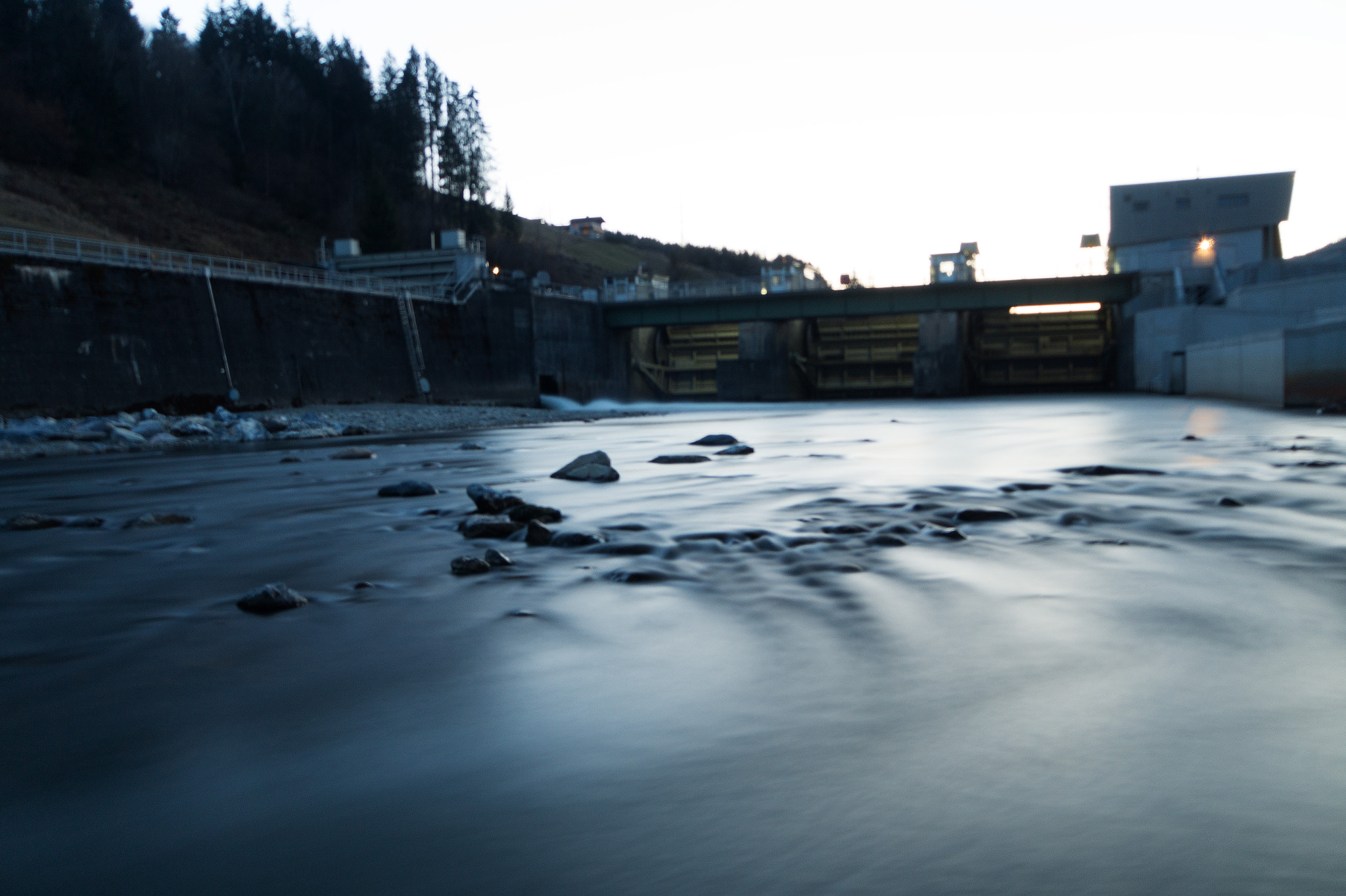 Sigma AF 10-20mm F4-5.6 EX DC sample photo. The dam photography