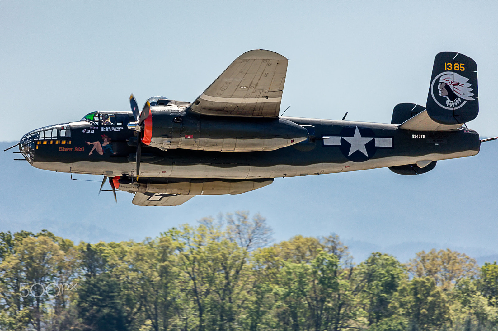Sigma 150-600mm F5-6.3 DG OS HSM | C sample photo. North american b-25 mitchell in flight photography