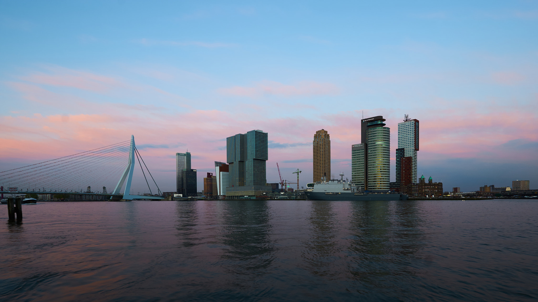 Sony ILCA-77M2 + 10-20mm F3.5 sample photo. Wilhelminapier (twilight) photography