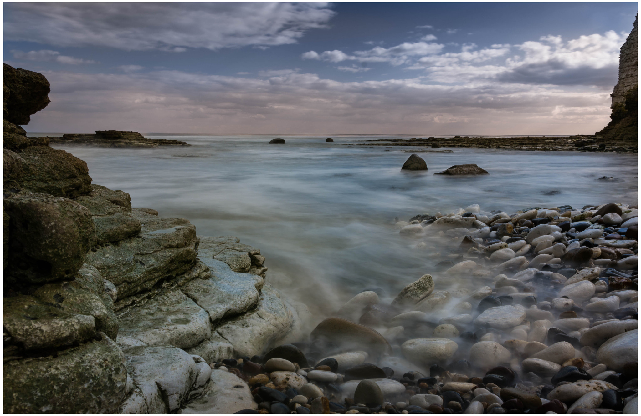 Sigma 17-70mm F2.8-4 DC Macro OS HSM | C sample photo. Flamborough tide photography