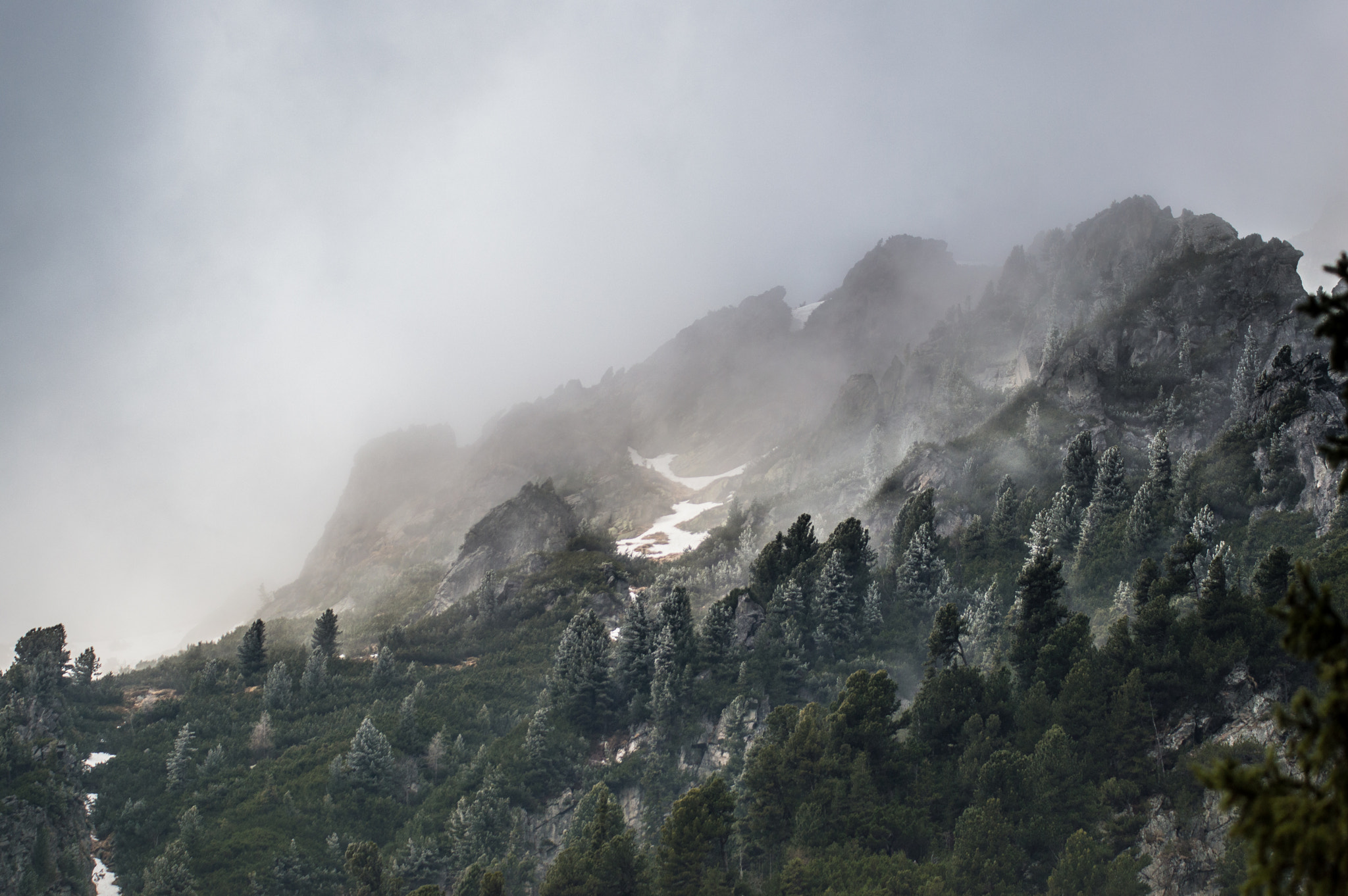 Nikon D3200 + Sigma APO 100-300mm F4 EX IF HSM sample photo. High tatras/slovakia photography