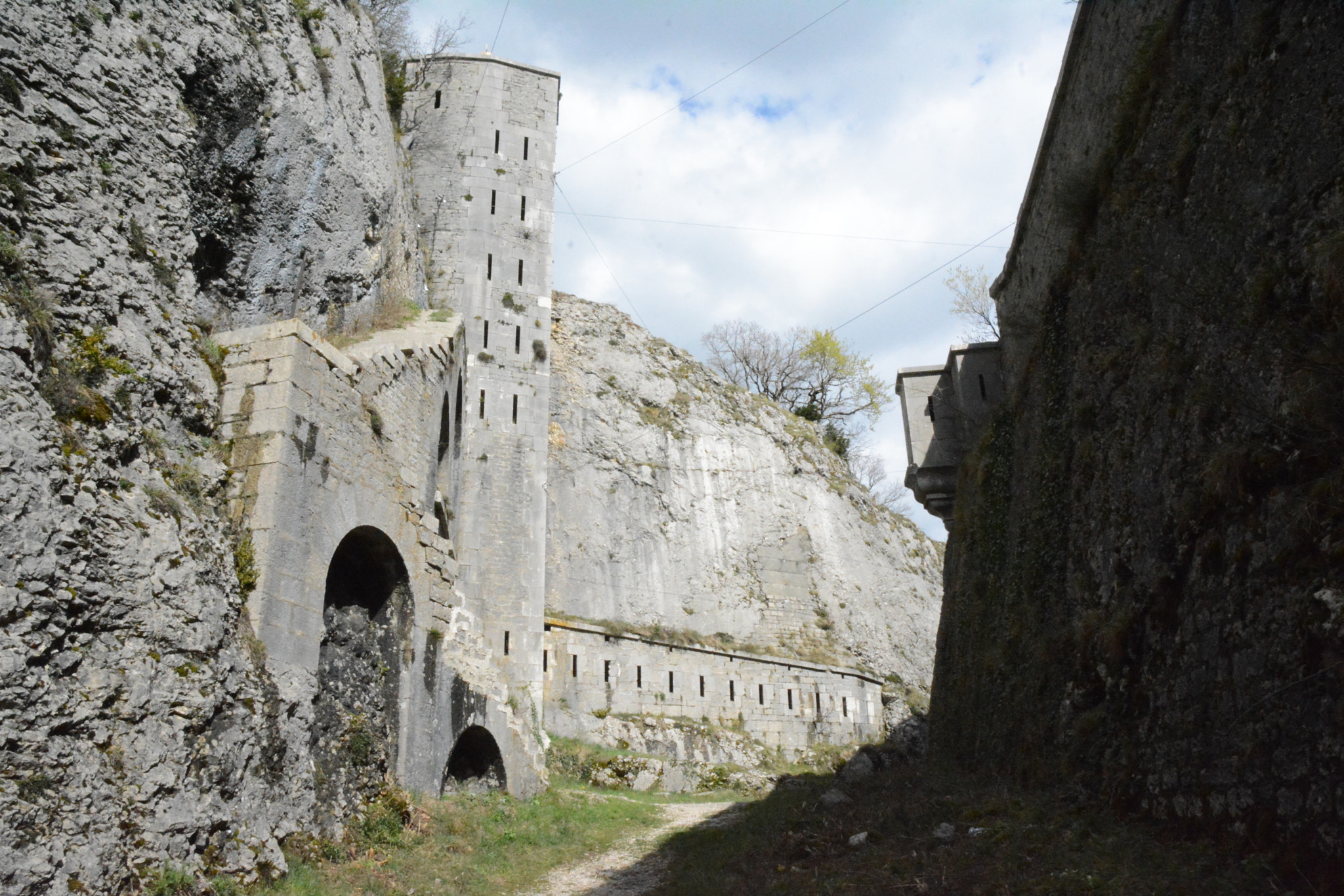 Sigma 17-70mm F2.8-4 DC Macro OS HSM | C sample photo. Fort   l ecluse  du  haut  france  01 photography