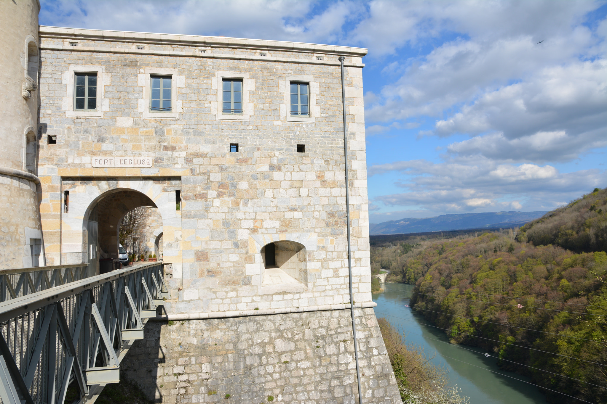 Sigma 17-70mm F2.8-4 DC Macro OS HSM | C sample photo. Fort  l ecluse  du  bas   le  rhone  france   01 photography