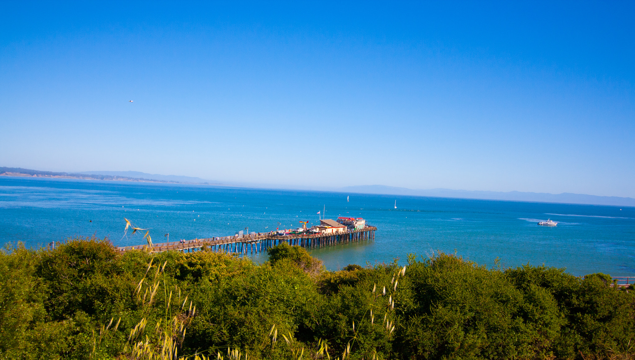 Canon EF-S 10-18mm F4.5–5.6 IS STM sample photo. Capitola wharf photography