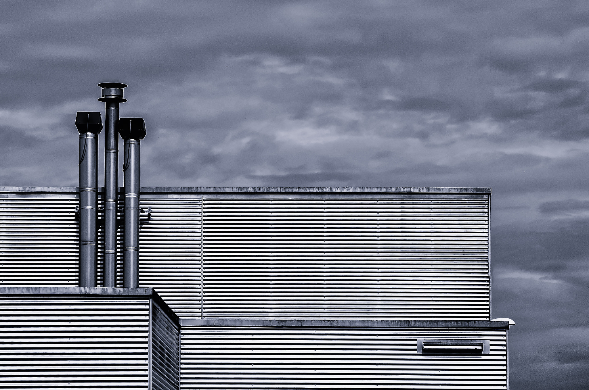 Tamron AF 70-300mm F4-5.6 Di LD Macro sample photo. Smokestacks photography
