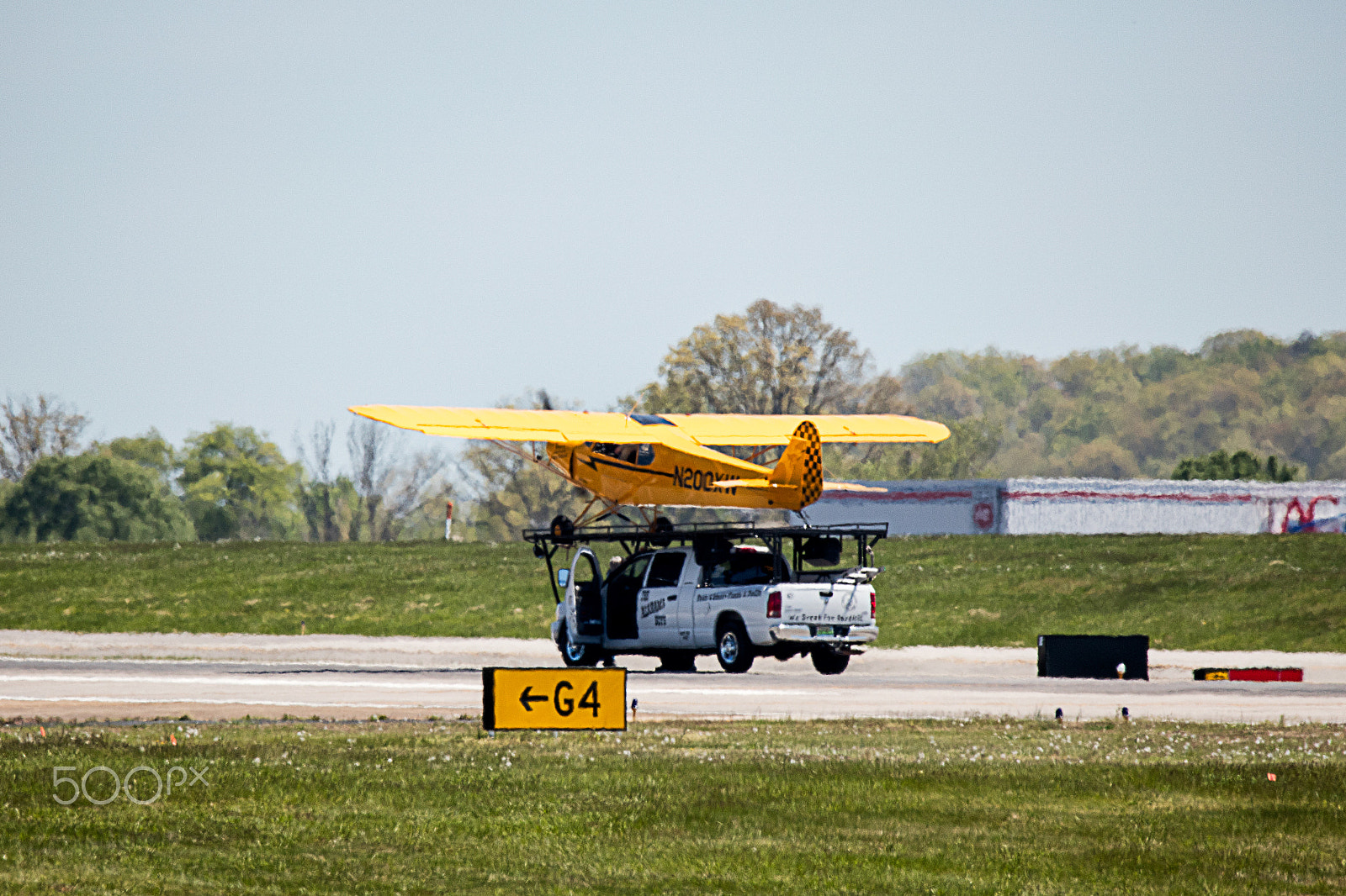 Canon EOS 5DS + Sigma 150-600mm F5-6.3 DG OS HSM | C sample photo. Greg koontz airshows landed on pickup photography