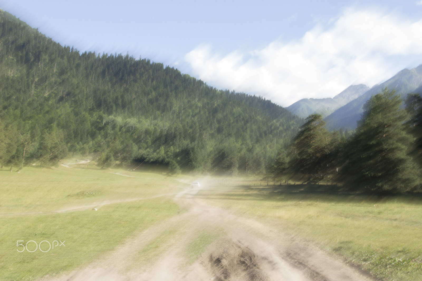Sigma 18-50mm F2.8-4.5 DC OS HSM sample photo. Motion hand photography