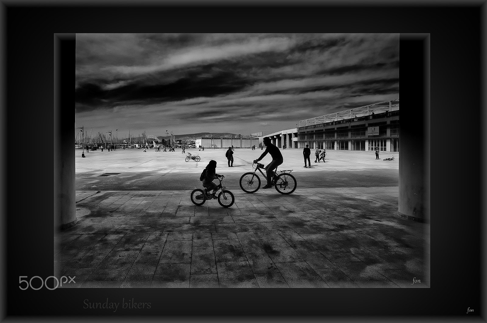 Nikon D600 + AF Nikkor 20mm f/2.8 sample photo. Sunday bikers photography