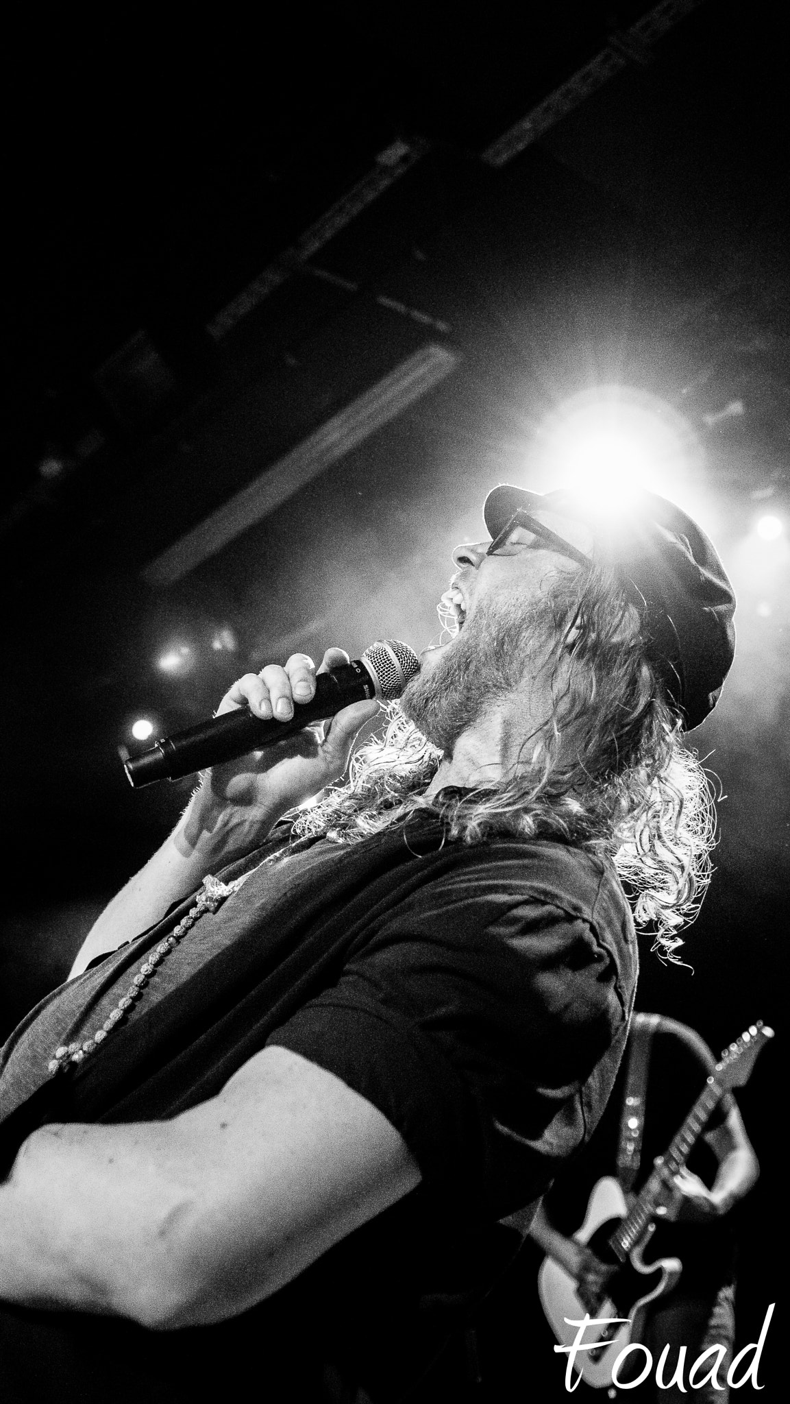 Sony SLT-A77 + Sigma 18-35mm F1.8 DC HSM Art sample photo. Allen stone live in paris, 2016 photography