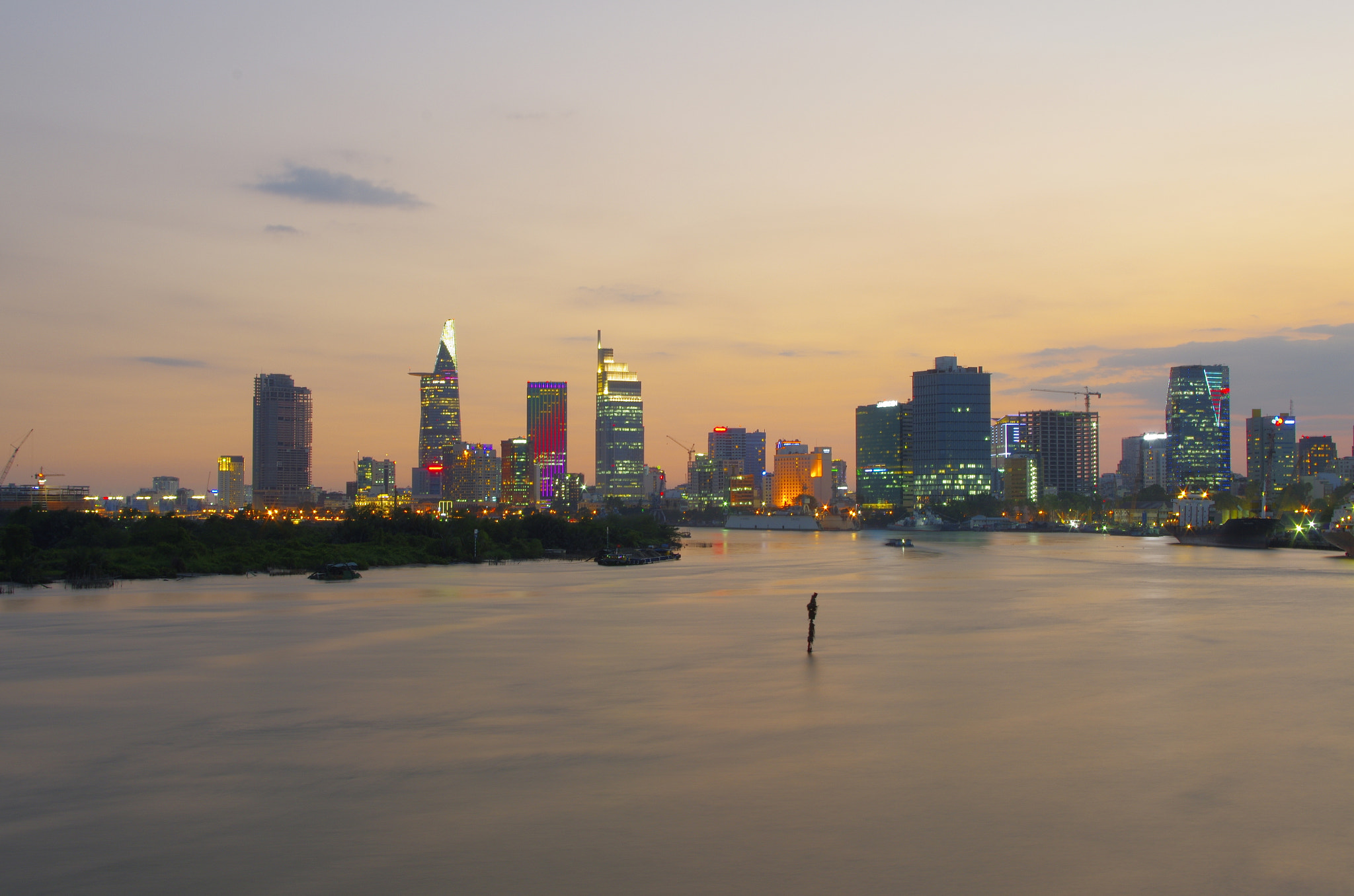 Pentax K-5 II sample photo. Thủ thiêm bridge photography