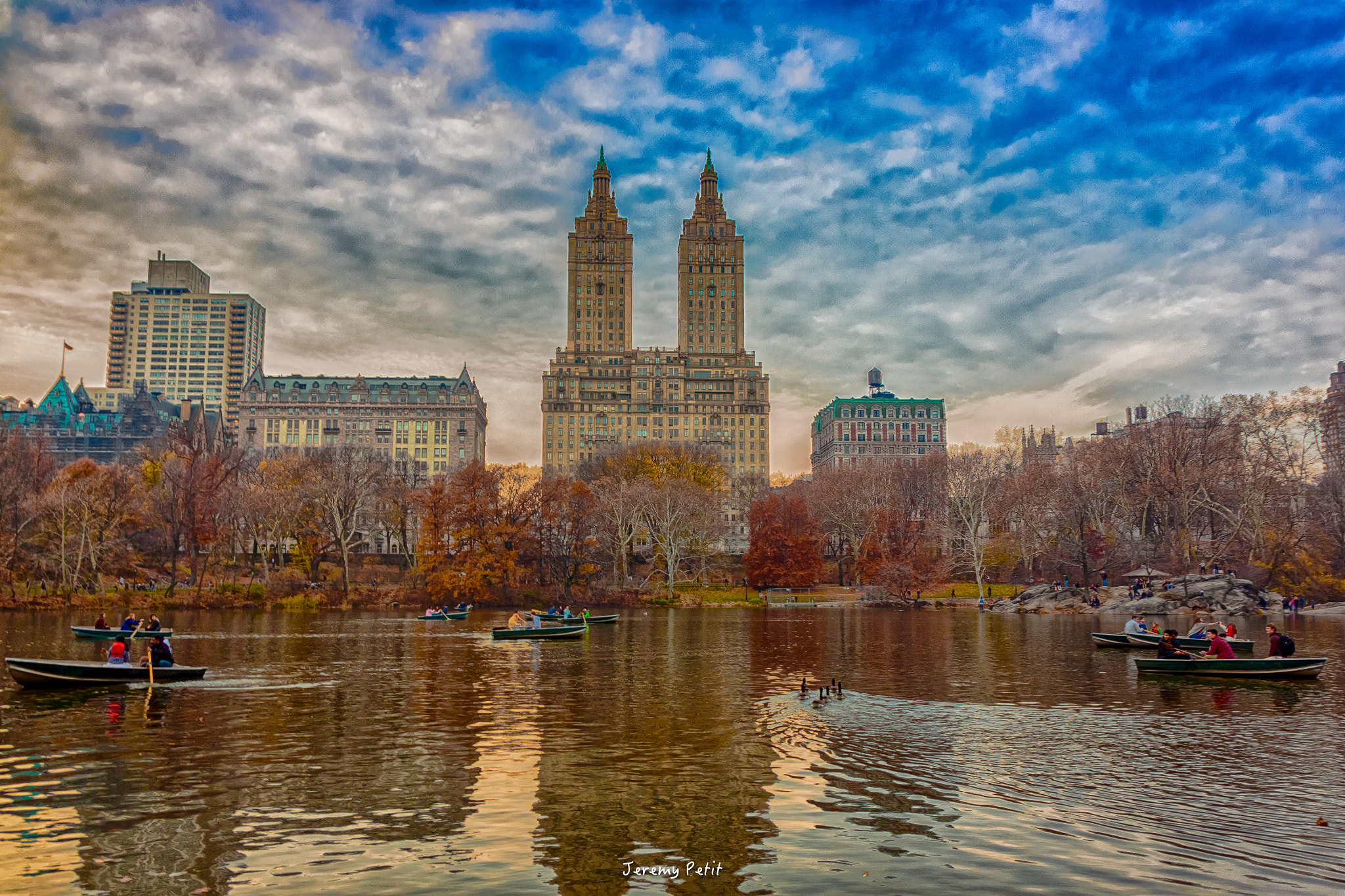 Sigma 18-250mm F3.5-6.3 DC OS HSM sample photo. Central park photography