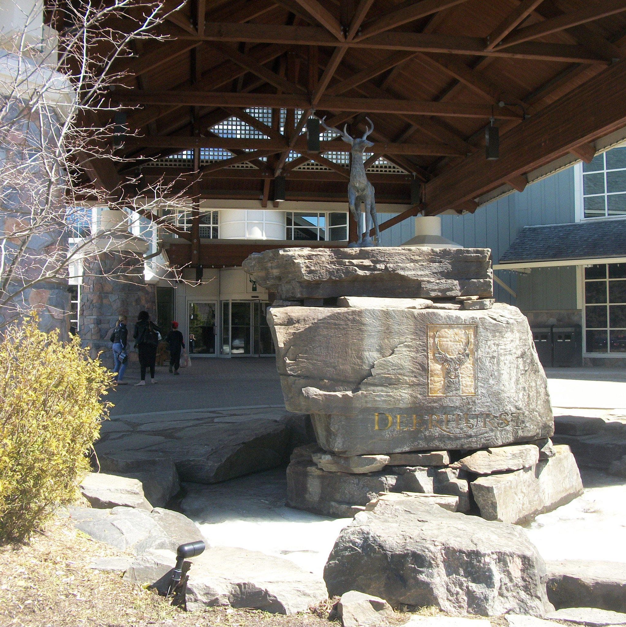 Kodak EASYSHARE C182 DIGITAL CAMERA sample photo. Deerhurst entrance photography