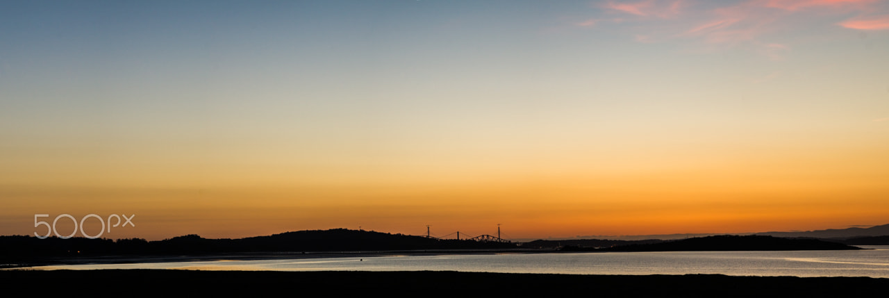 Sony Alpha DSLR-A550 sample photo. Crammond harbour photography