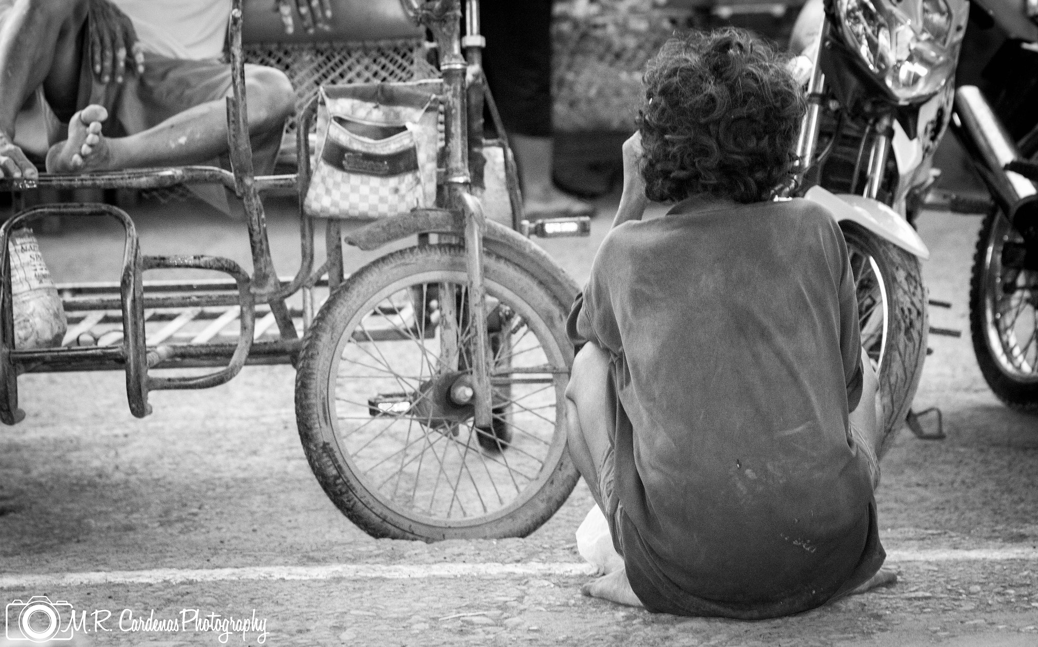 Sigma 70-200mm F2.8 EX DG OS HSM sample photo. Street photography
