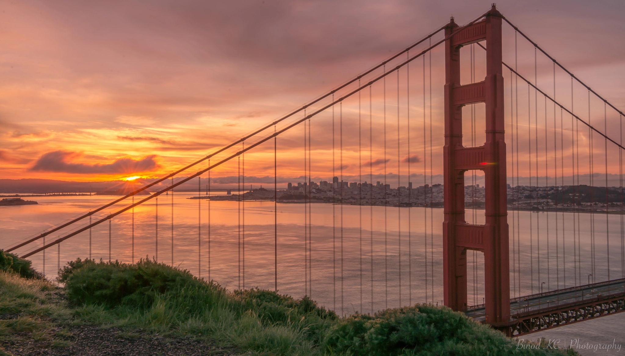 Nikon AF-S Nikkor 24-70mm F2.8E ED VR sample photo. Sunrise view @ golden gate photography