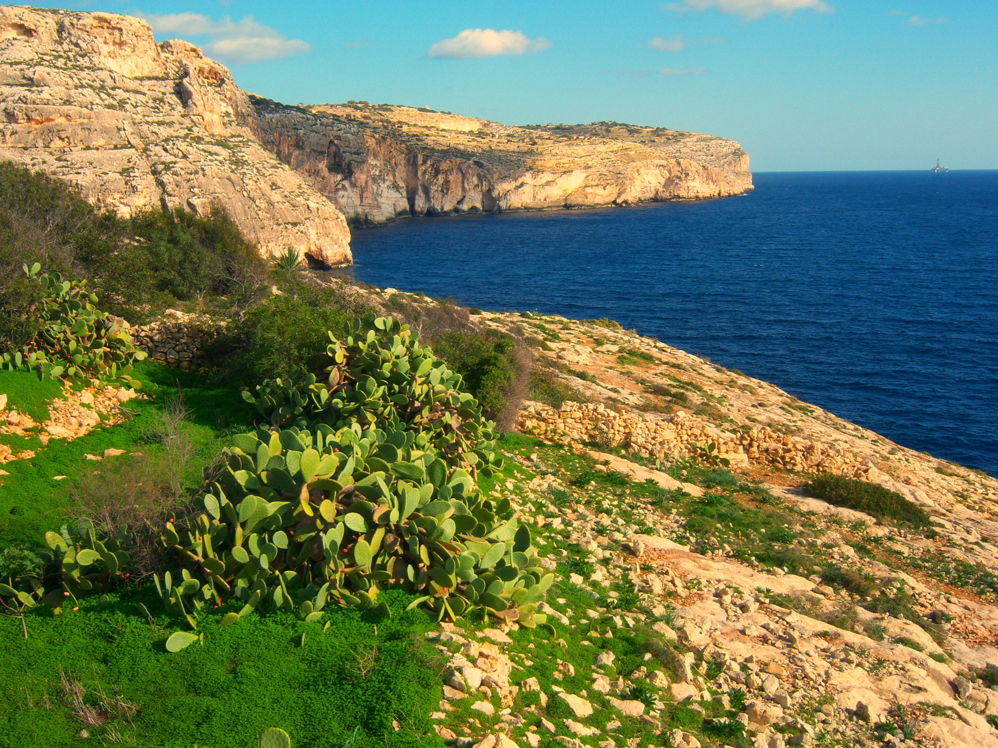 Kodak EASYSHARE V803 ZOOM DIGITAL CAMERA sample photo. Gozo, malta, azure window photography