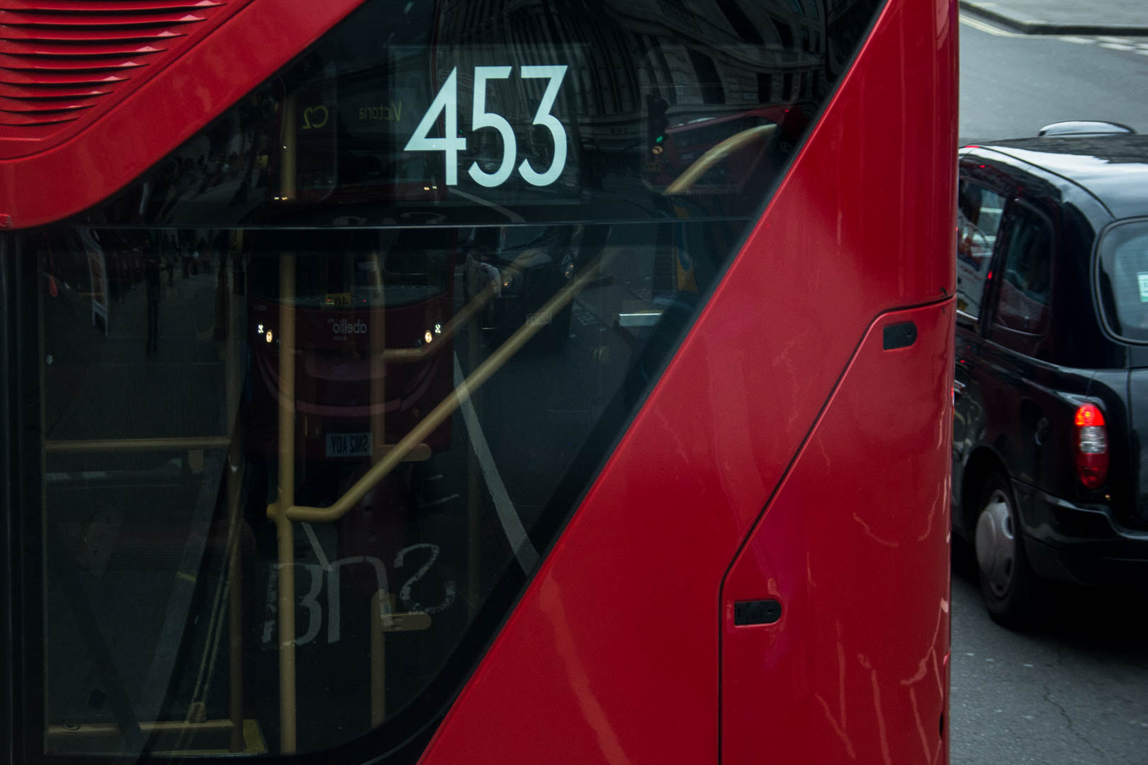 Sigma 18-200mm F3.5-6.3 DC OS HSM sample photo. Bus and taxi photography