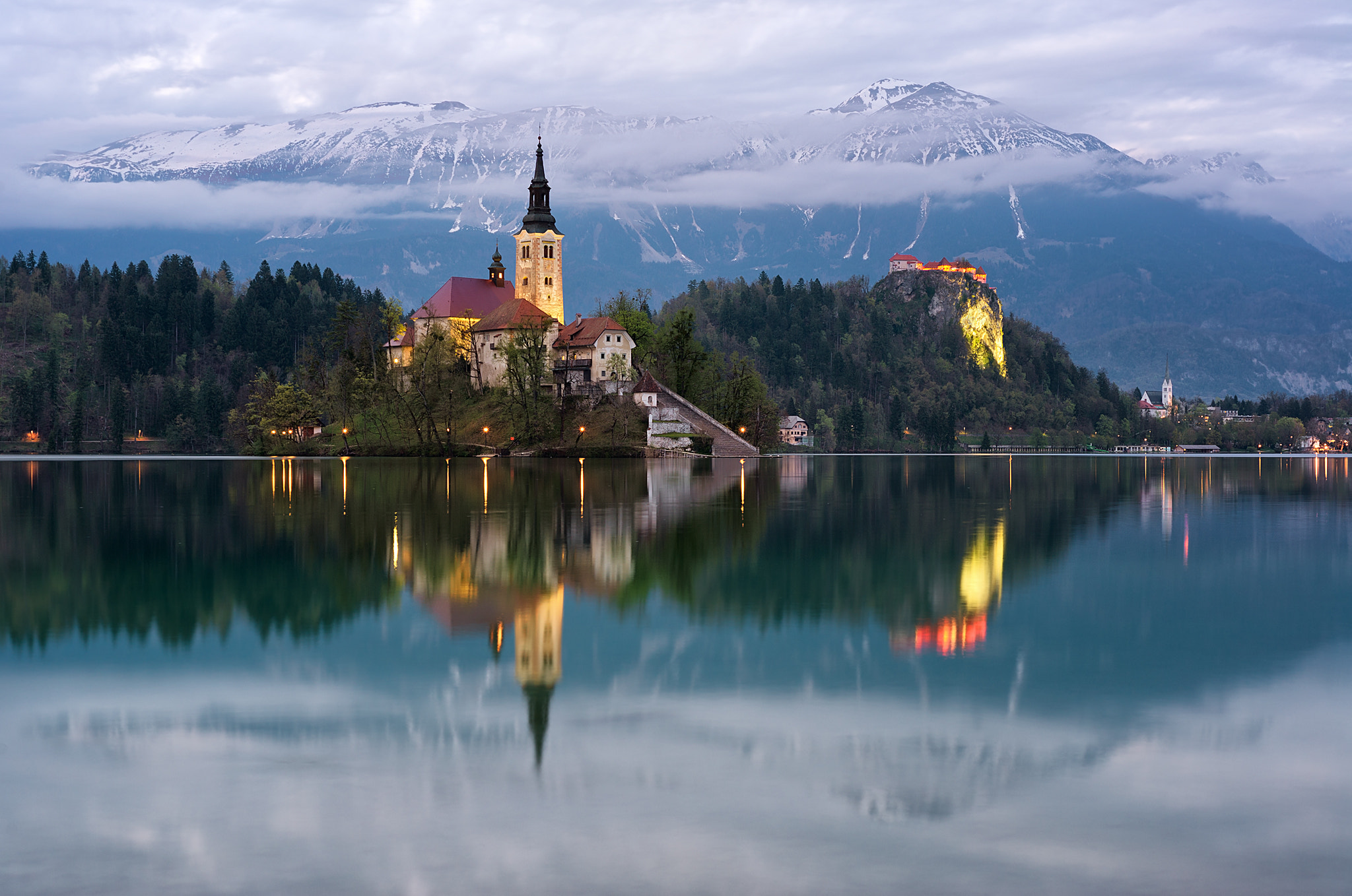 Nikon D610 + Nikon AF Micro-Nikkor 60mm F2.8D sample photo. Reflections of spring photography