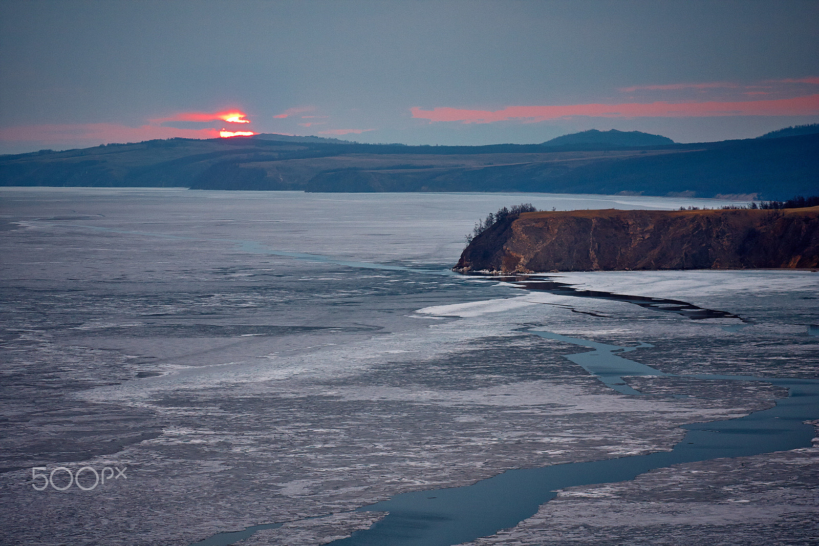 Canon EF 75-300mm f/4-5.6 USM sample photo. Baikal nature photography