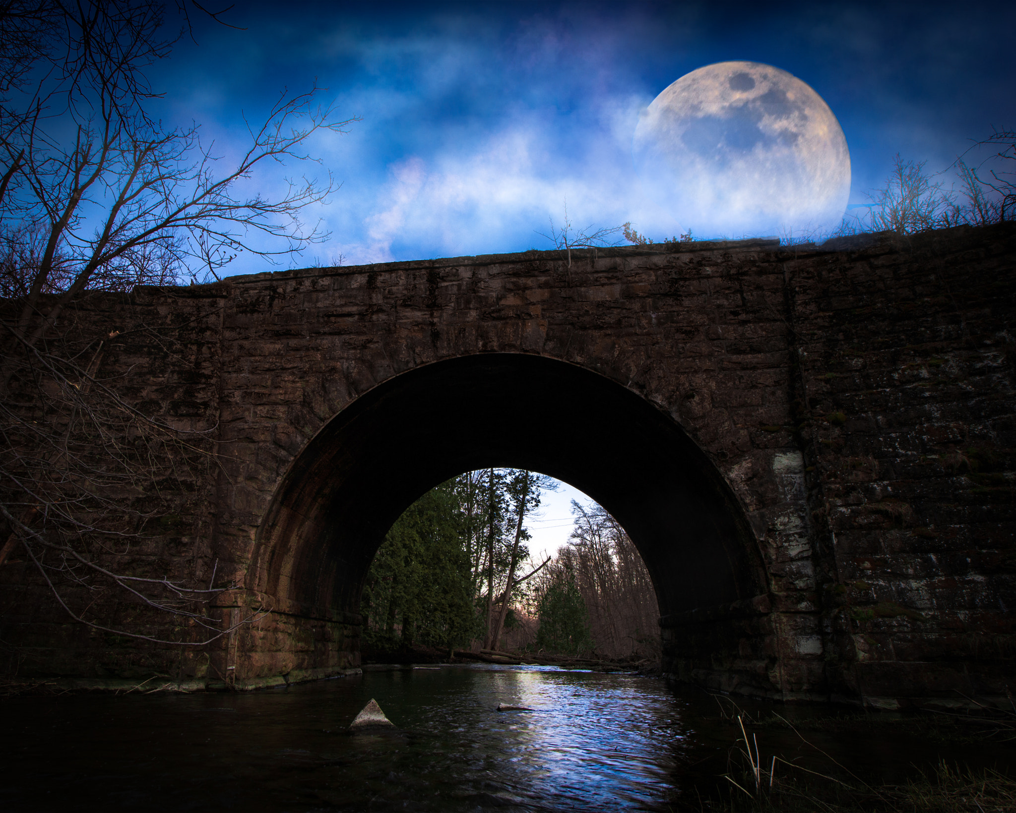 Canon EF-S 10-18mm F4.5–5.6 IS STM sample photo. Blue moon rising photography