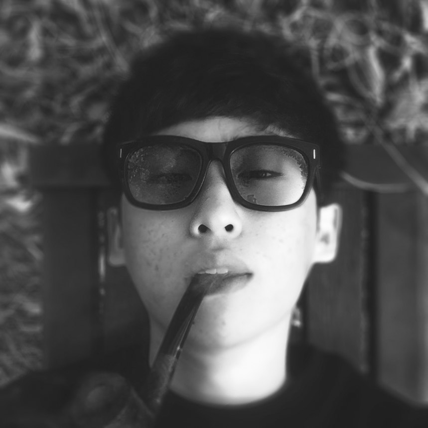 iPhone 5s front camera 2.15mm f/2.4 sample photo. Myself photography