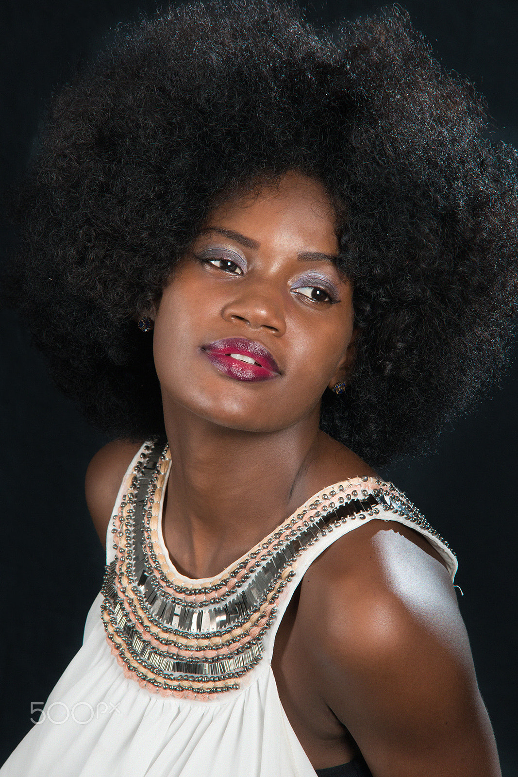 Nikon D800 + Sigma 50-150mm F2.8 EX APO DC HSM II sample photo. Afro hair photography