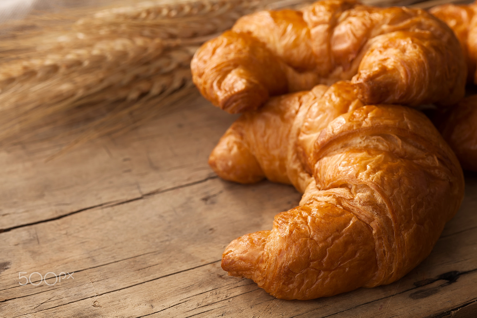 Canon EOS 5D Mark II + ZEISS Makro-Planar T* 100mm F2 sample photo. Tasty croissant still life rustic wooden background photography