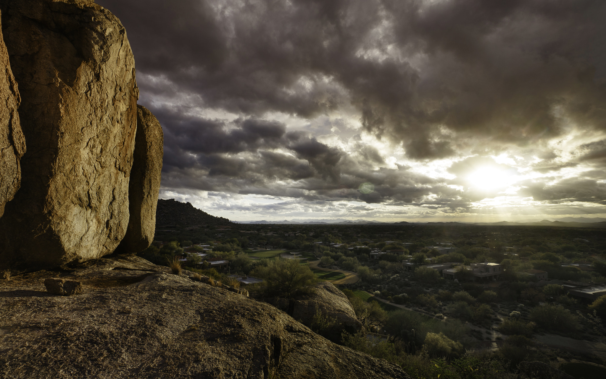 Sony a7 + Sony E 10-18mm F4 OSS sample photo. Desert view of north west phoenix photography