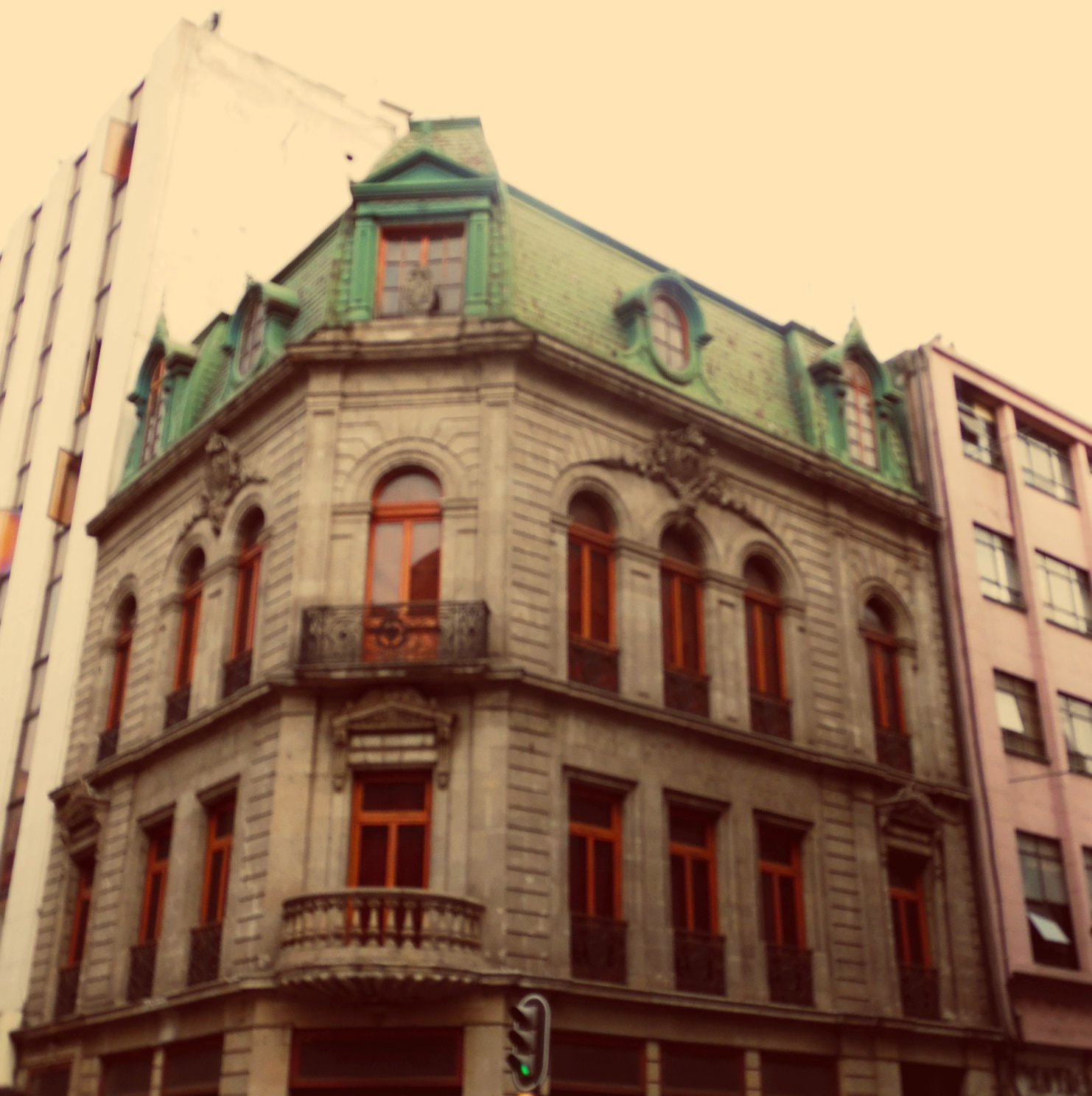 Samsung WB35F/WB36F/WB37F sample photo. Edificio en el centro histórico, ciudad de méxico photography