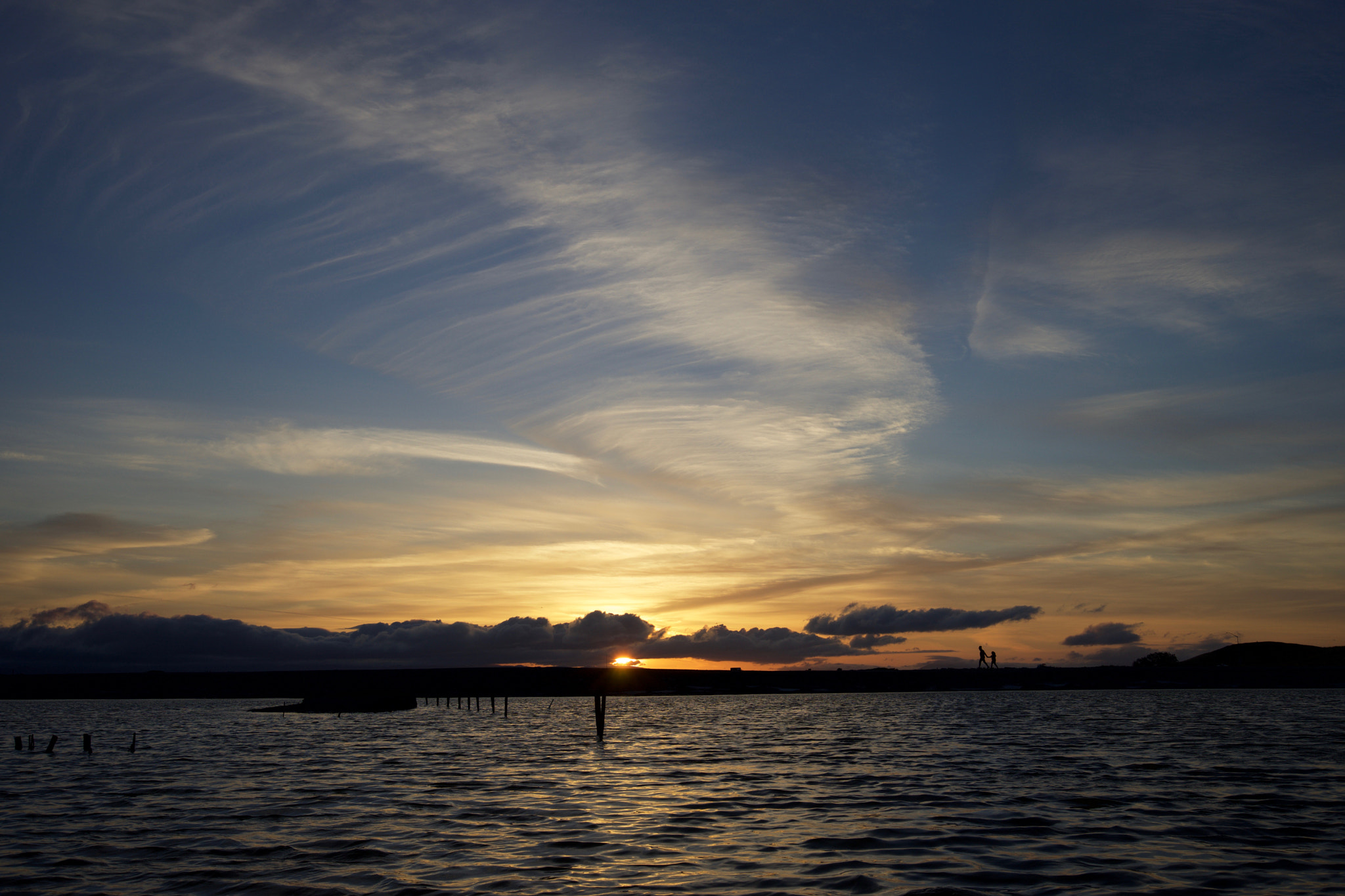 Sony a7 + Sony Vario-Tessar T* FE 16-35mm F4 ZA OSS sample photo. East bay sunset photography