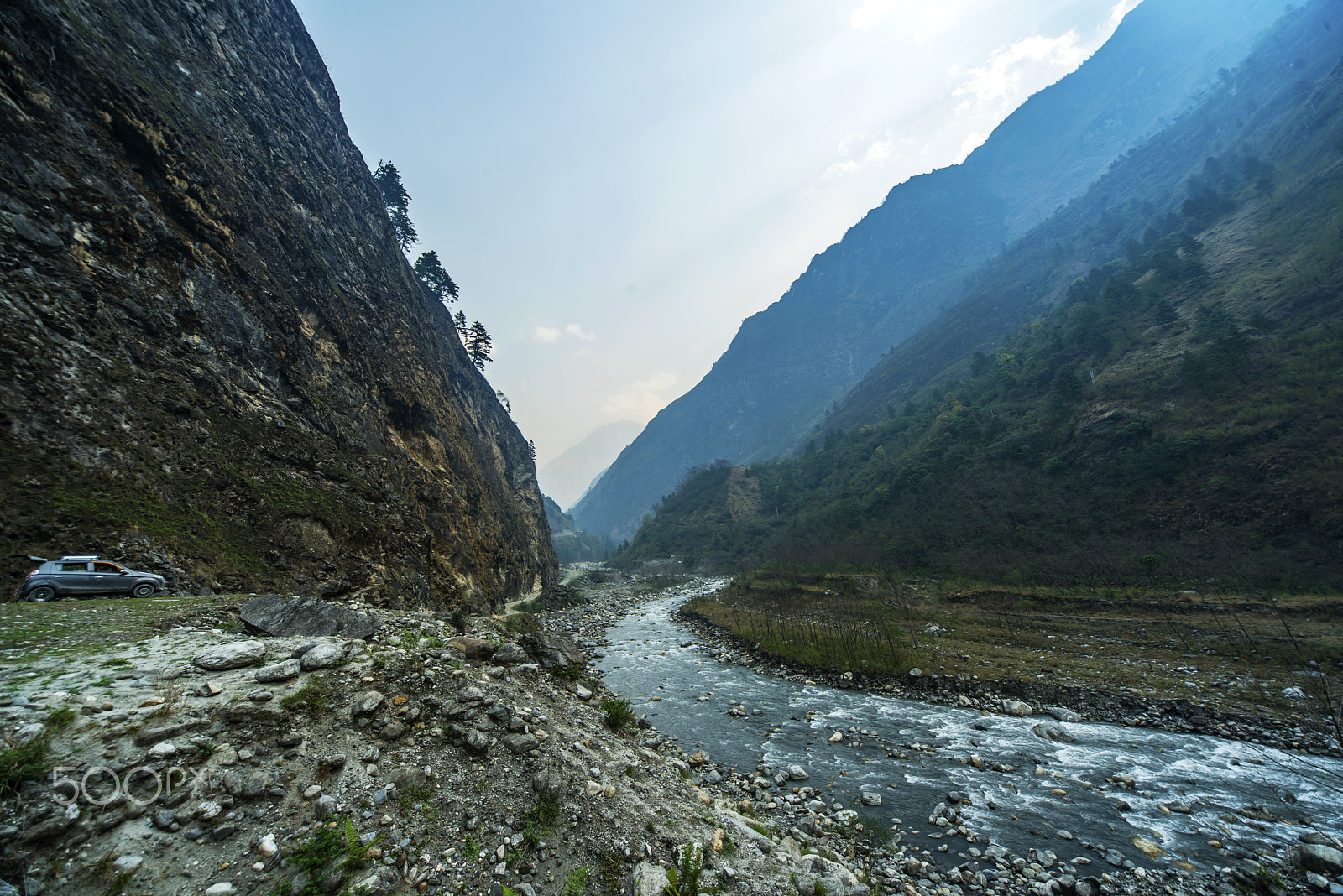 Sigma 12-24mm F4.5-5.6 EX DG Aspherical HSM sample photo. No road is long with good company photography