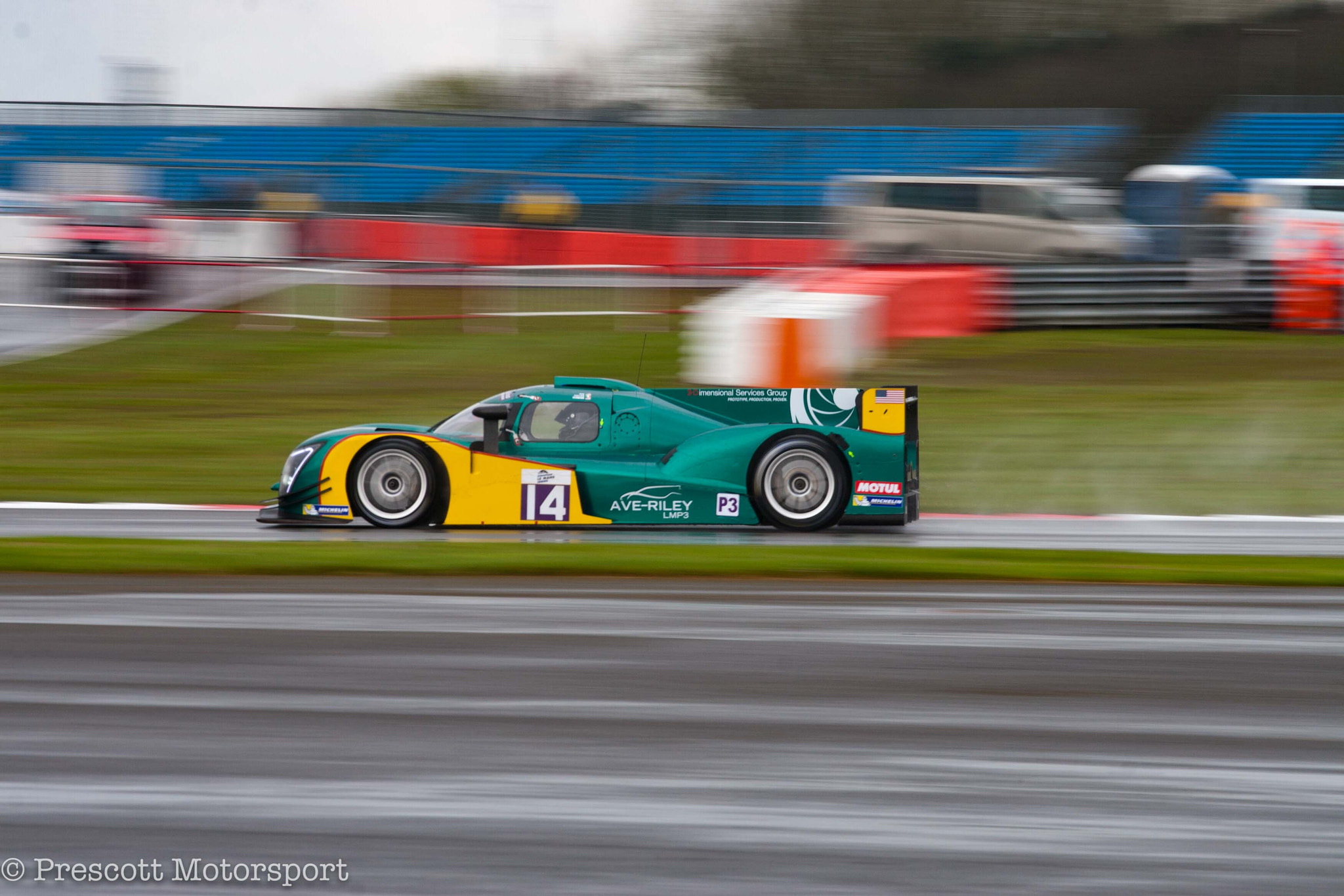 Canon EOS 30D + Canon EF 70-200mm F4L USM sample photo. Elms in the rain at silverstone photography