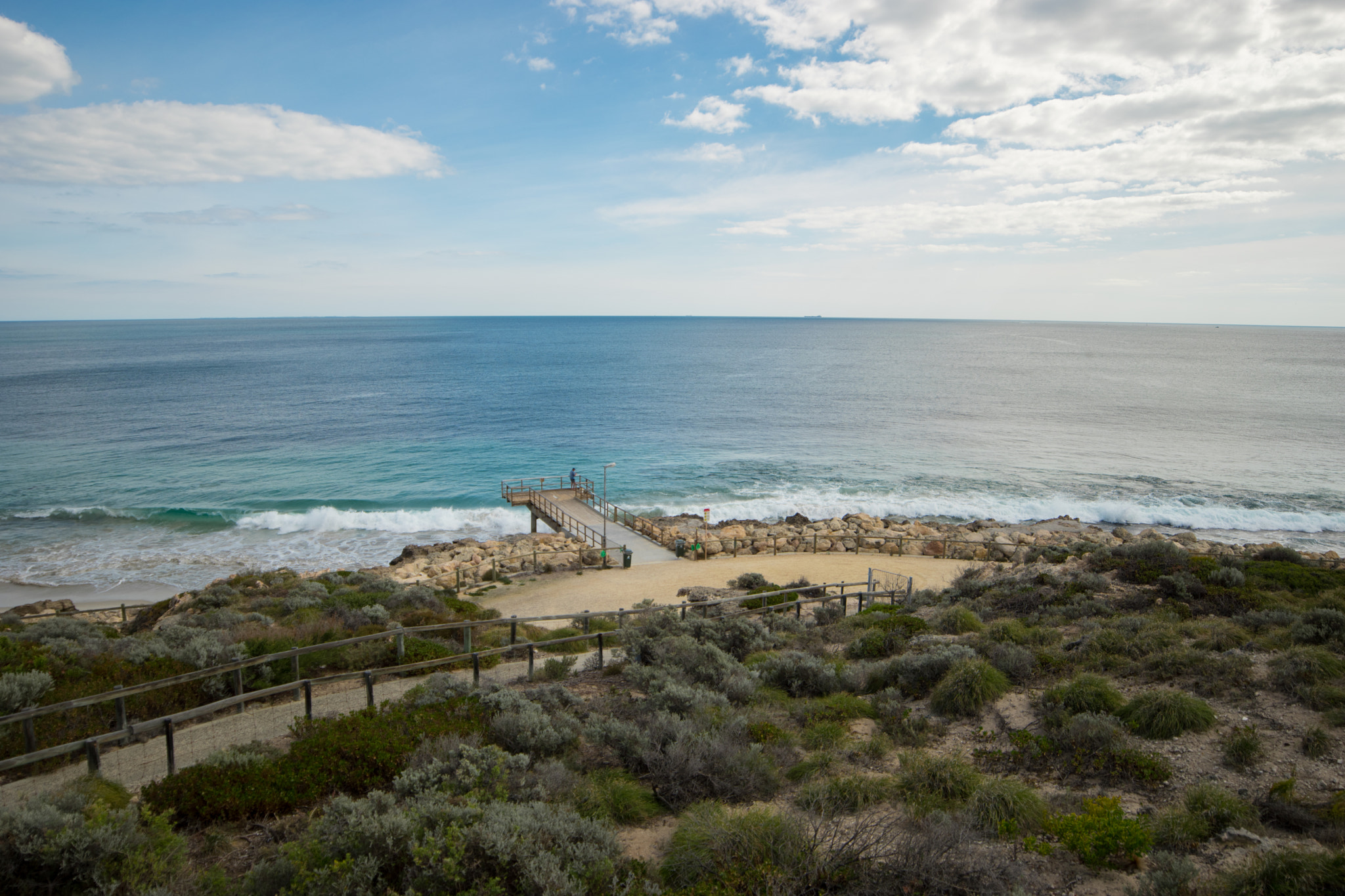 Samyang 14mm F2.8 ED AS IF UMC sample photo. North beach jetty photography