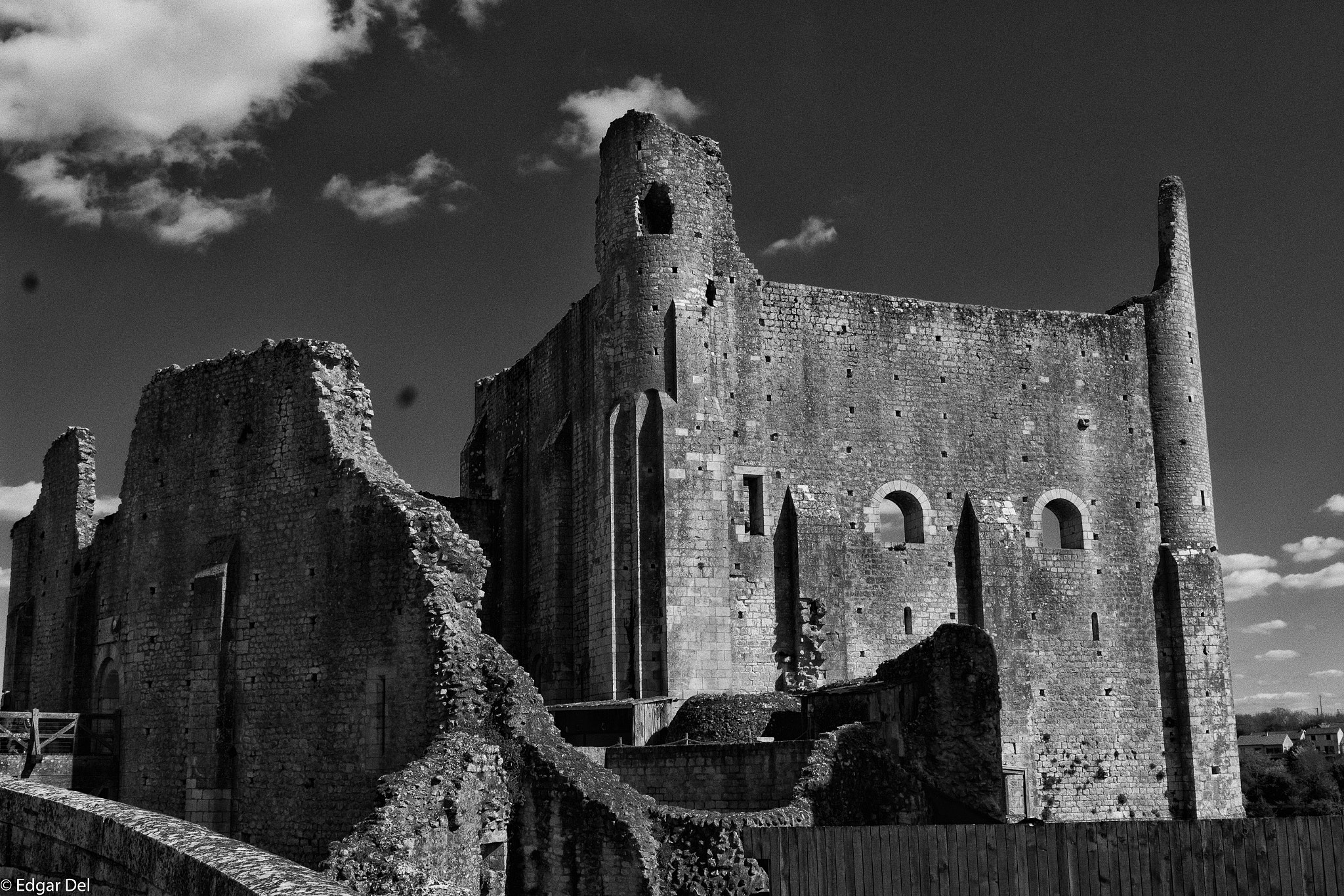 Canon EF 24-105mm F3.5-5.6 IS STM sample photo. Chateau de chauvigny photography