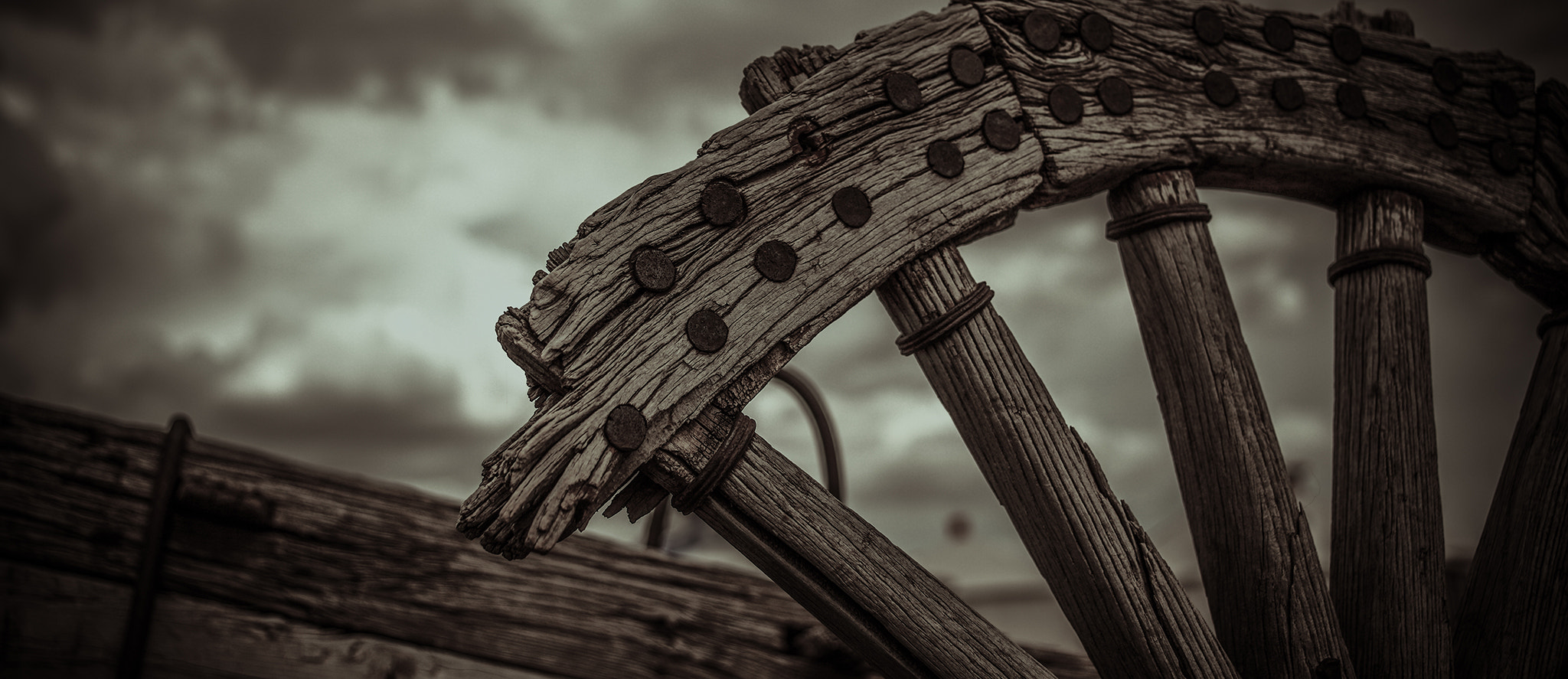 Canon EF 28-80mm f/2.8-4L sample photo. Old carriage photography