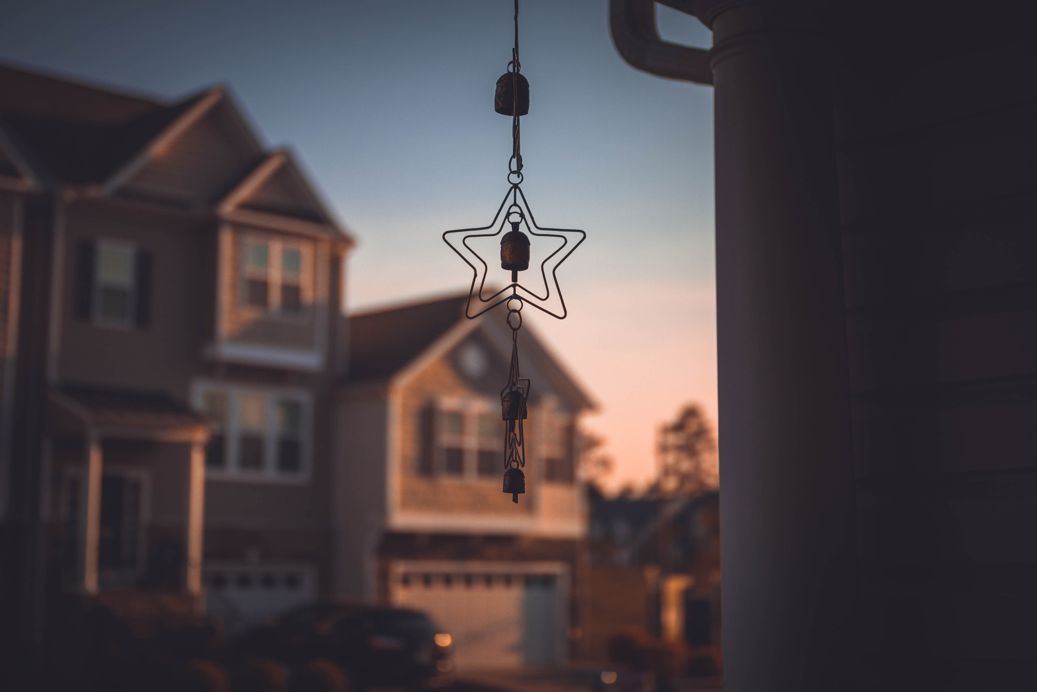 Canon EOS 80D + Sigma 35mm F1.4 DG HSM Art sample photo. Windchimes photography