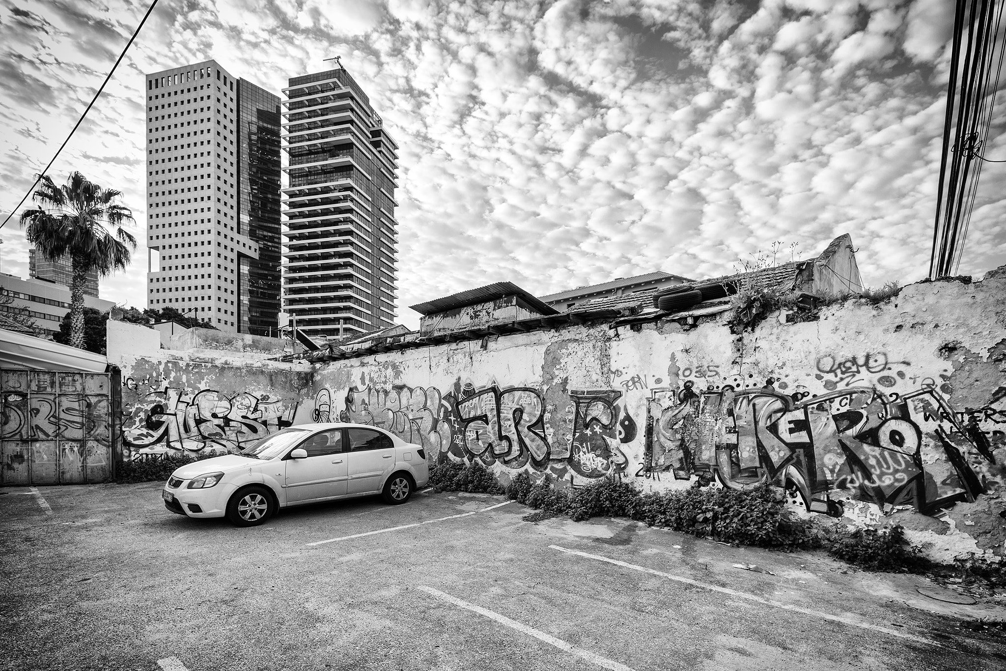 Canon EOS 5DS R + Canon TS-E 17mm F4L Tilt-Shift sample photo. Tel aviv morning ii photography